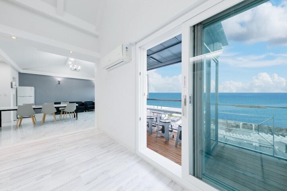 Фото Pool Villa 1-2 Pension