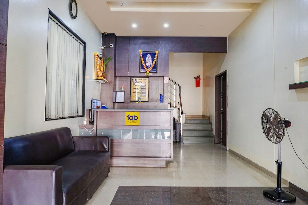 Фото отеля 2