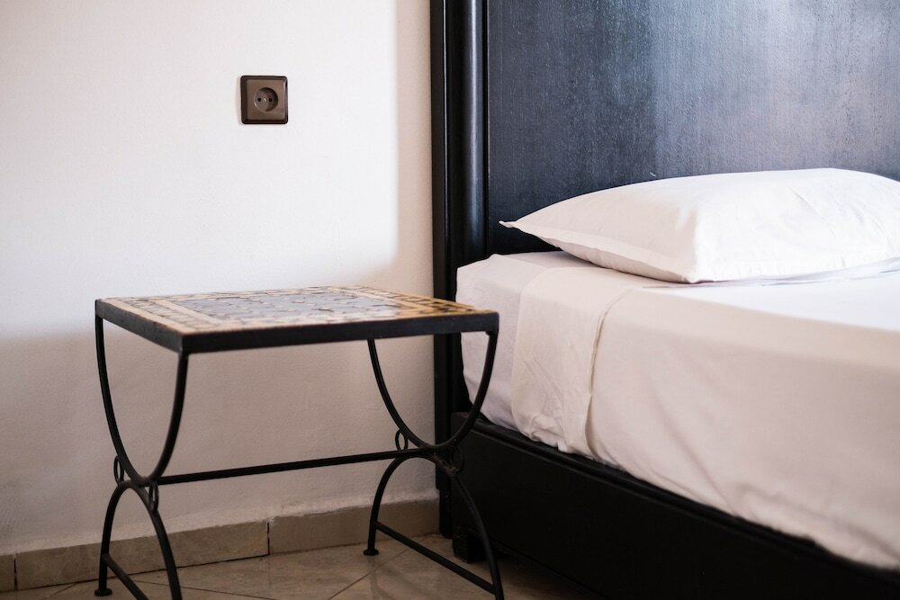 Фото Apart Hotel Larbi