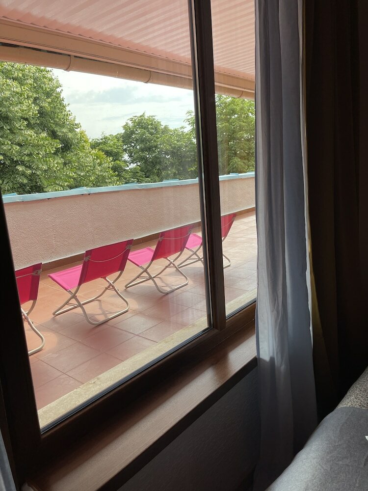 Фото Amadina Garden