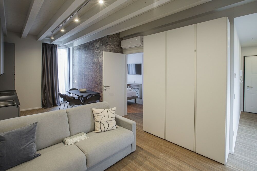 Фото Ah Villaglori Boutique Apartments