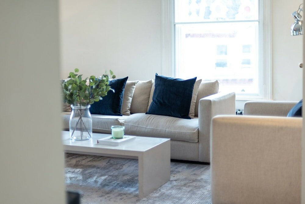 Фото Grosvenor Gardens by Capital