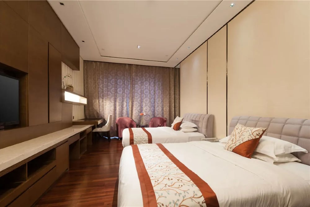 Фото Easy Holiday Inn