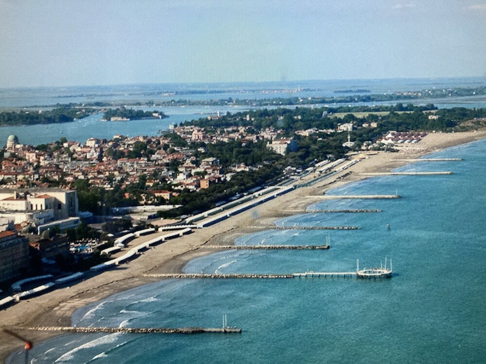 Фото Oasis Lagoon