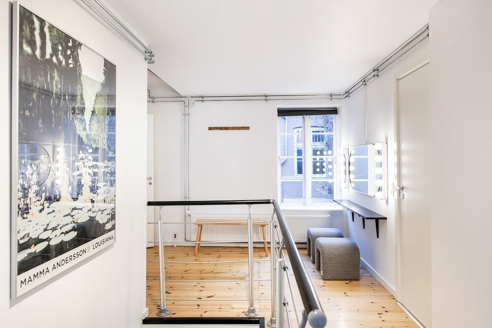 Фото The Townhouse - Into This Place