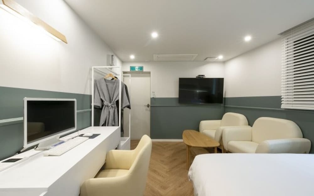 Фото Hotel Yaja Gwangalli