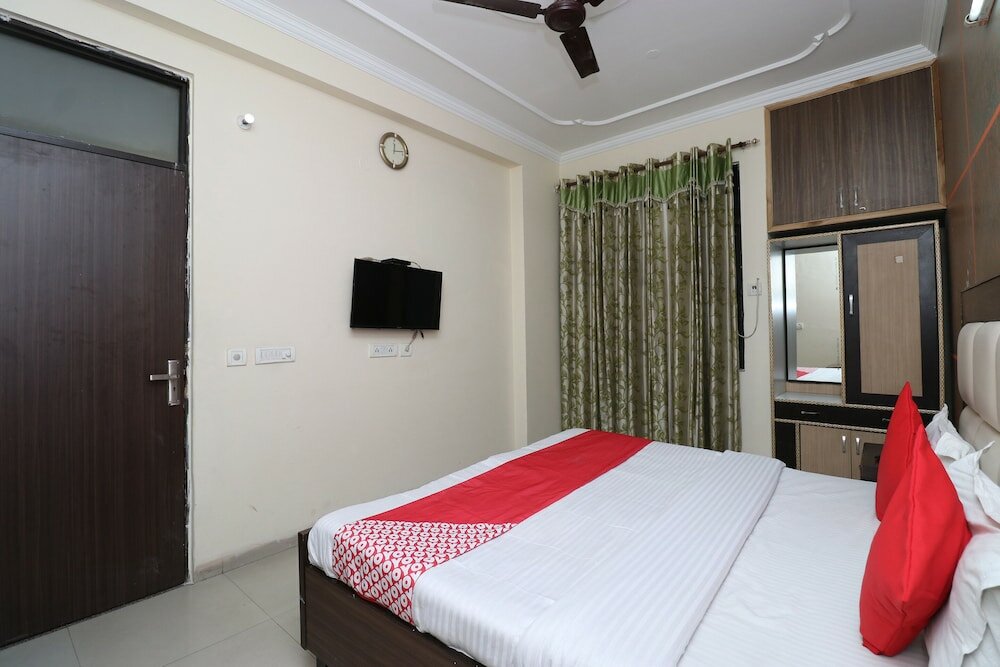 Фото Oyo 35663 Mayank Palace