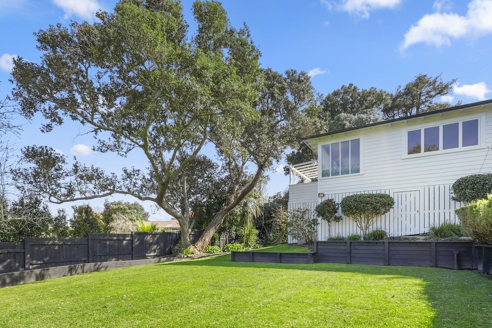 Фото Grey Lynn - Grandeur - Cafe Lifestyle