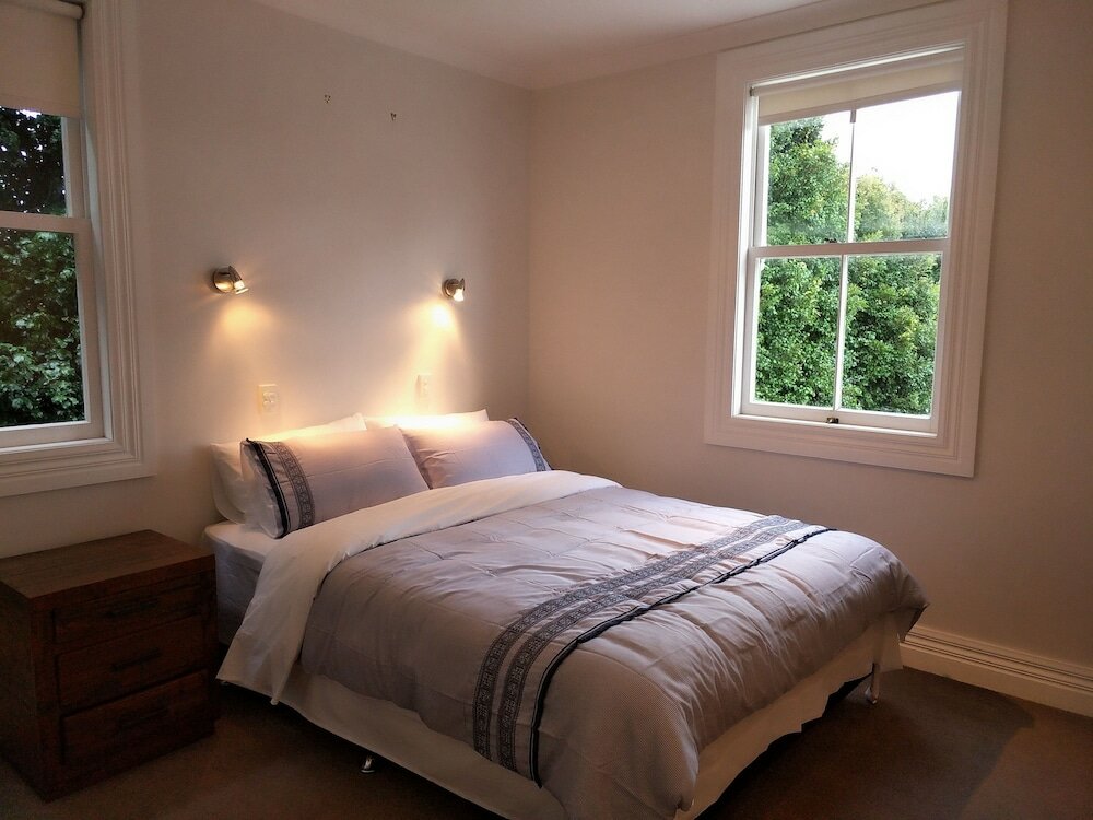 Фото Western Springs Villa