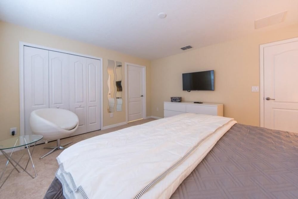 Фото Storey Lake Resort Vacation Home