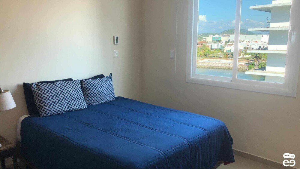 Фото Lujoso departamento con vista a la marina