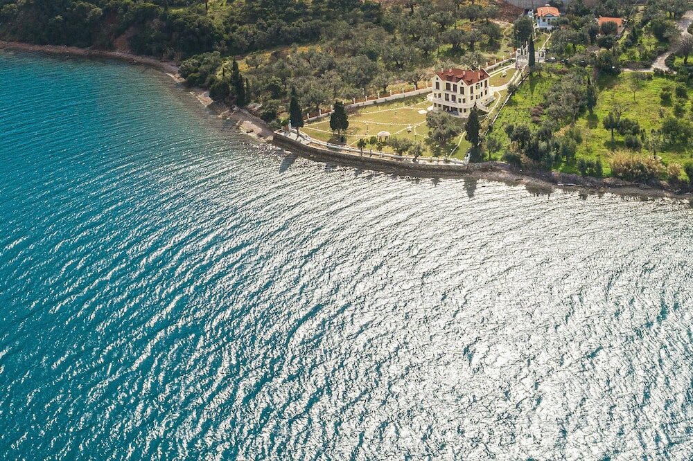 Фото Villa Filoxenia - by the sea - up to 12 guests