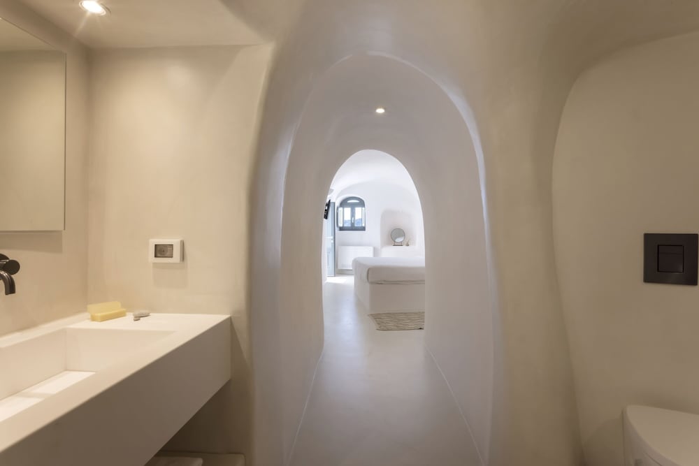 Фото Bluedome Cavehouses Santorini