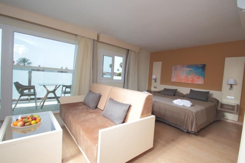 Фото Hl Suites Nardos - Only Adults