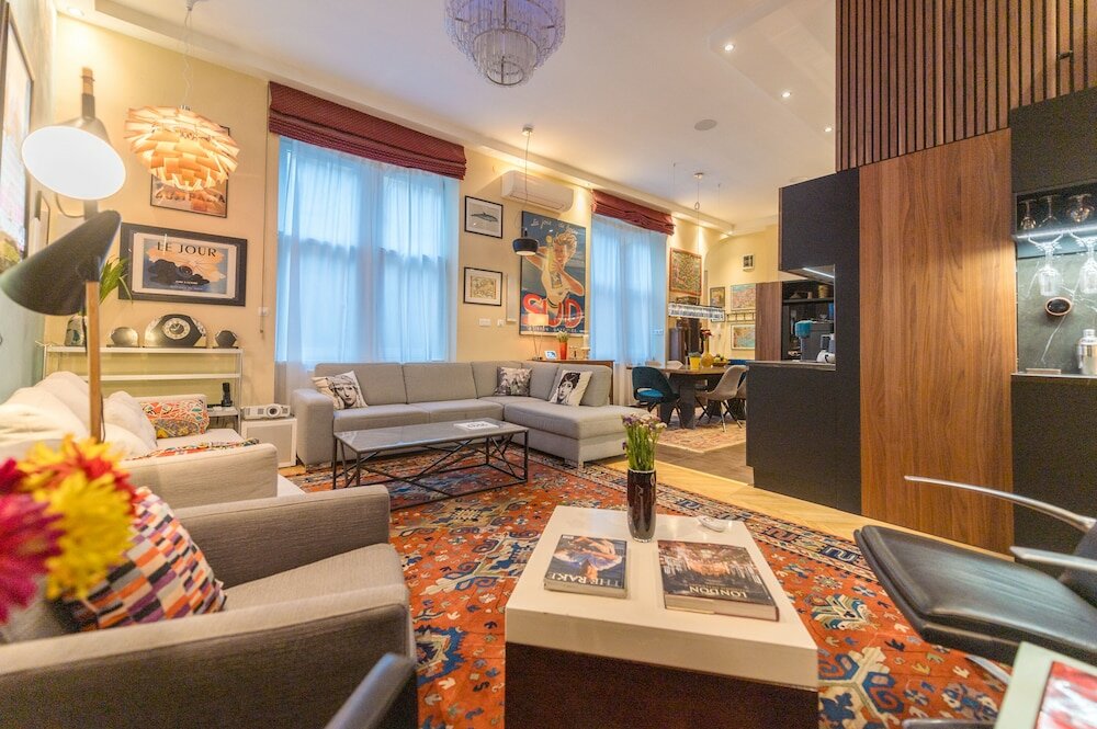 Фото Venus Apartments - Castle District I