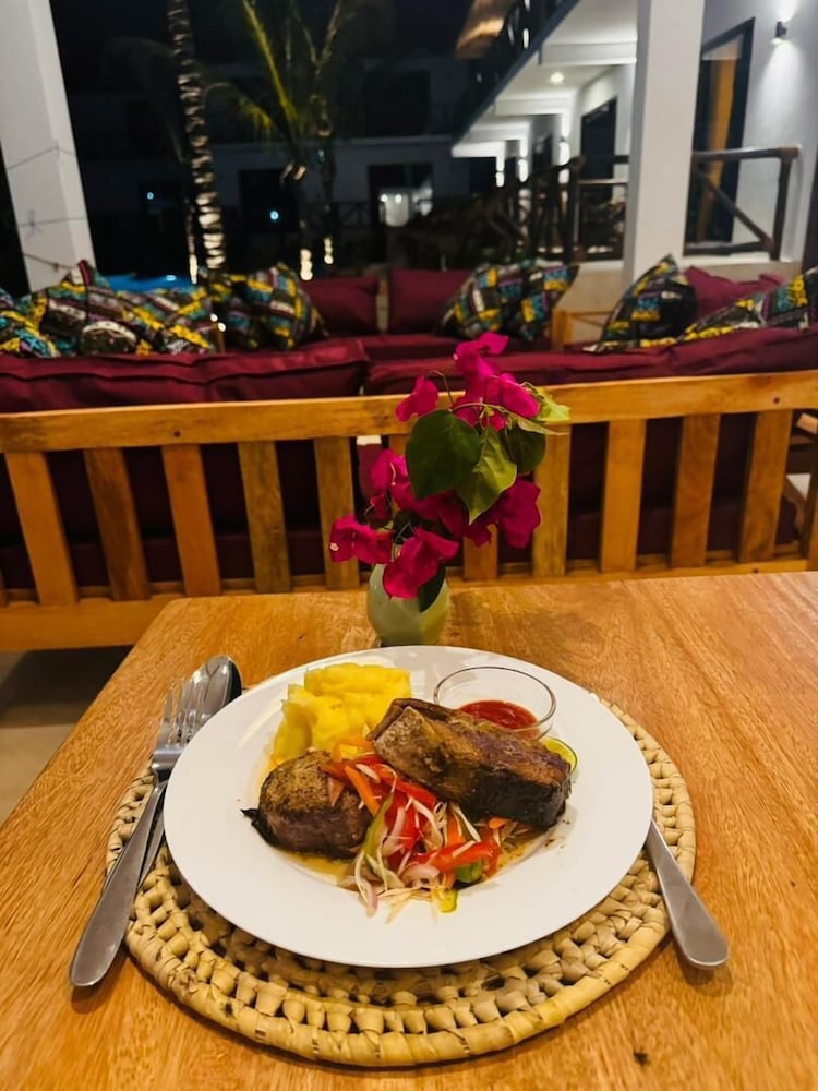 Фото Sand Beach Boutique Hotel