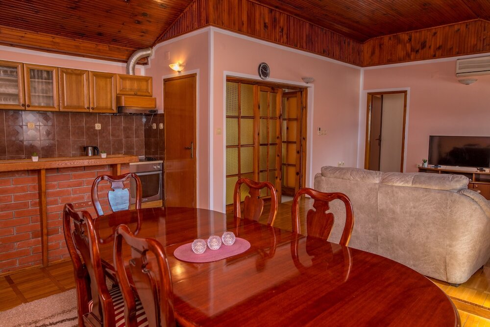 Фото Apartment Krivokapic