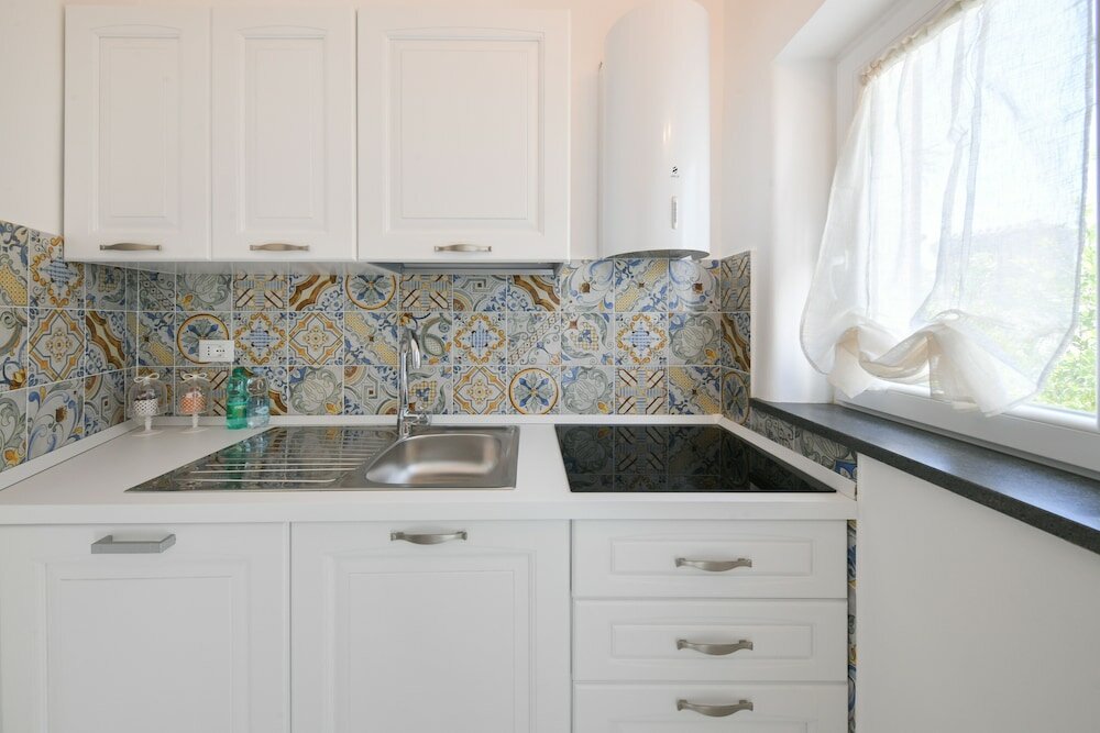 Фото King Suite - Luxury Rooms