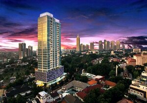 Two-bedroom Executive Serviced Apartment Oakwood Suites La Maison (Jakarta, Jakarta MRT), hotel
