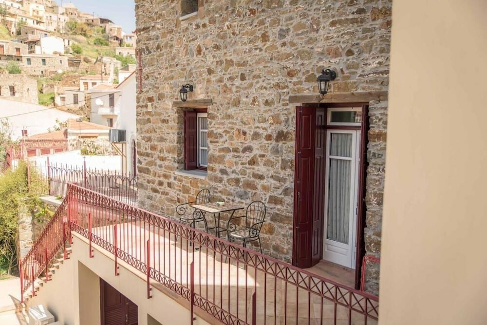 Фото Yiasemi of Chios