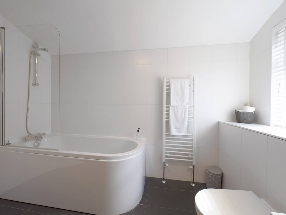 Фото Herbert Road