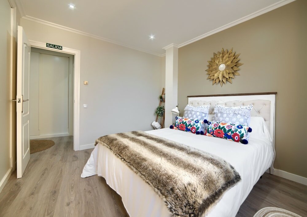 Фото Apartamentos4U Tudela Centro