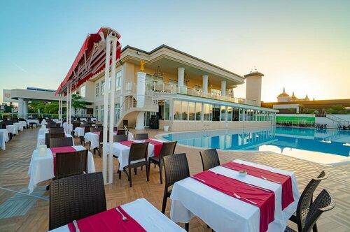 Гостиница Clover Magic Seagate Belek в Богазкенте