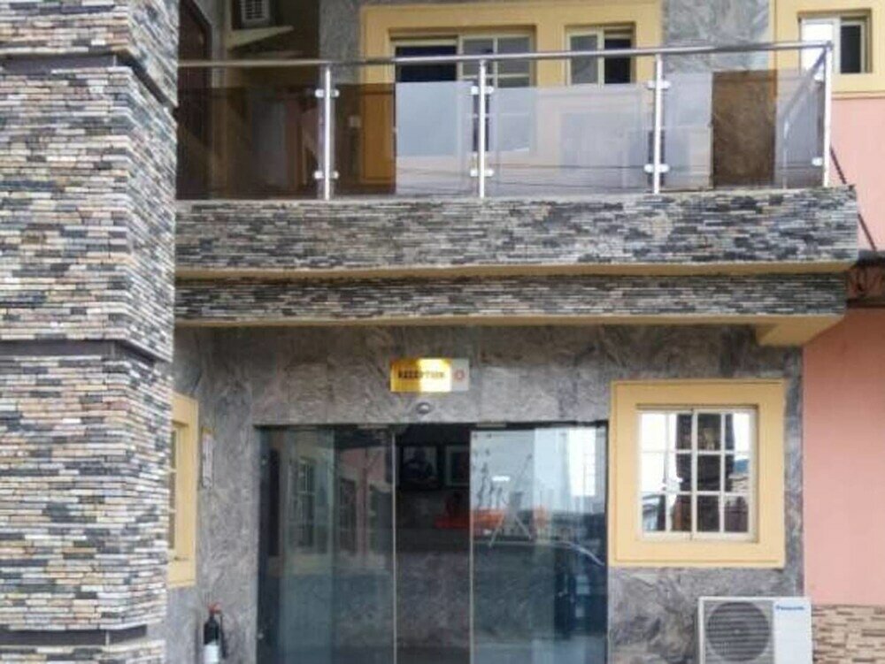 Фото Rayjok Hotel And Suites