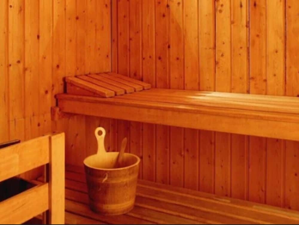 Фото Hotel Majadahonda