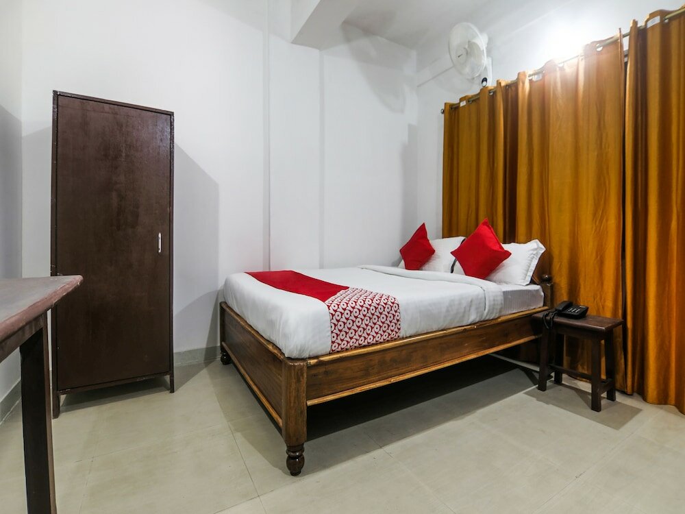 Фото Oyo Flagship 15828 Neexotica