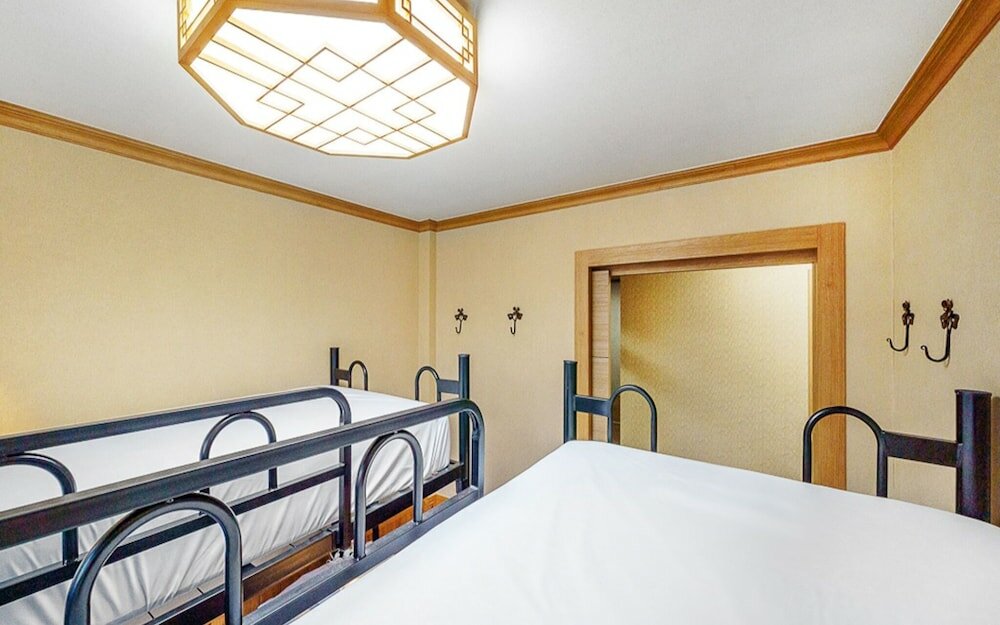 Фото Yeosu Rest Guest House