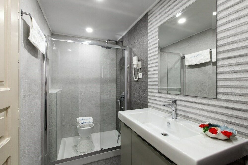 Фото Alkionides Seaside Apartments