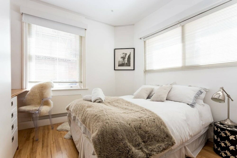 Фото Fantastic 5 Bed House in Kensington Near Museums