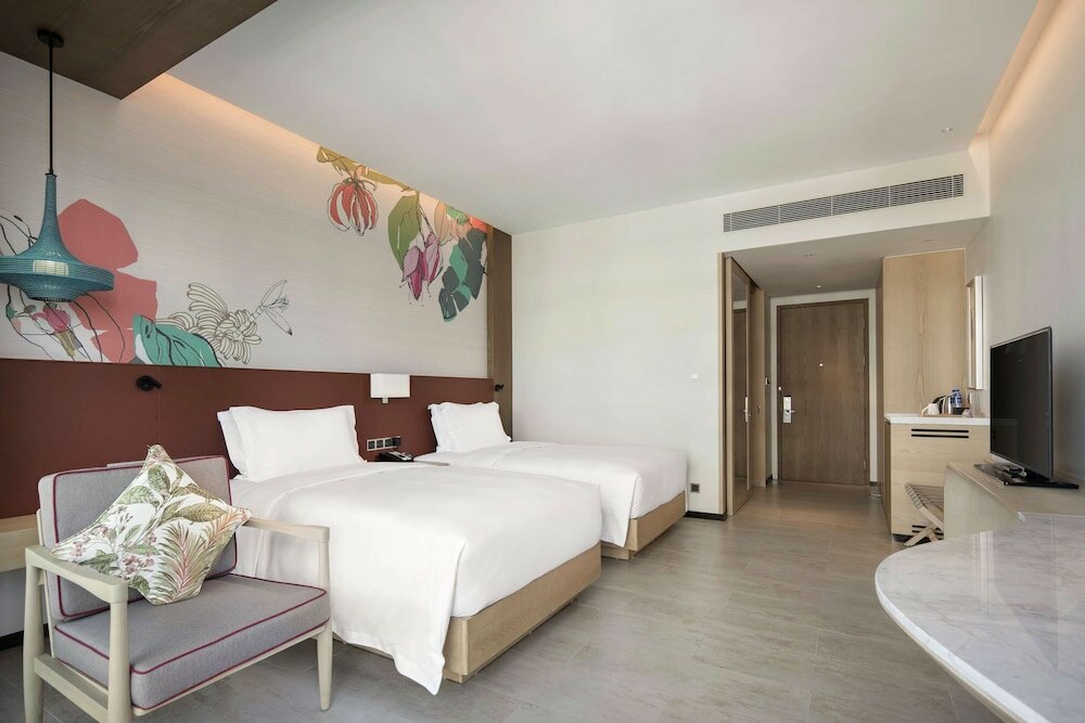 Фото Hilton Garden Inn Sanya