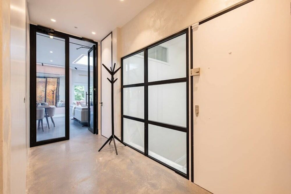 Фото The Camden Arms - Bright and Charming 2bdr Flat