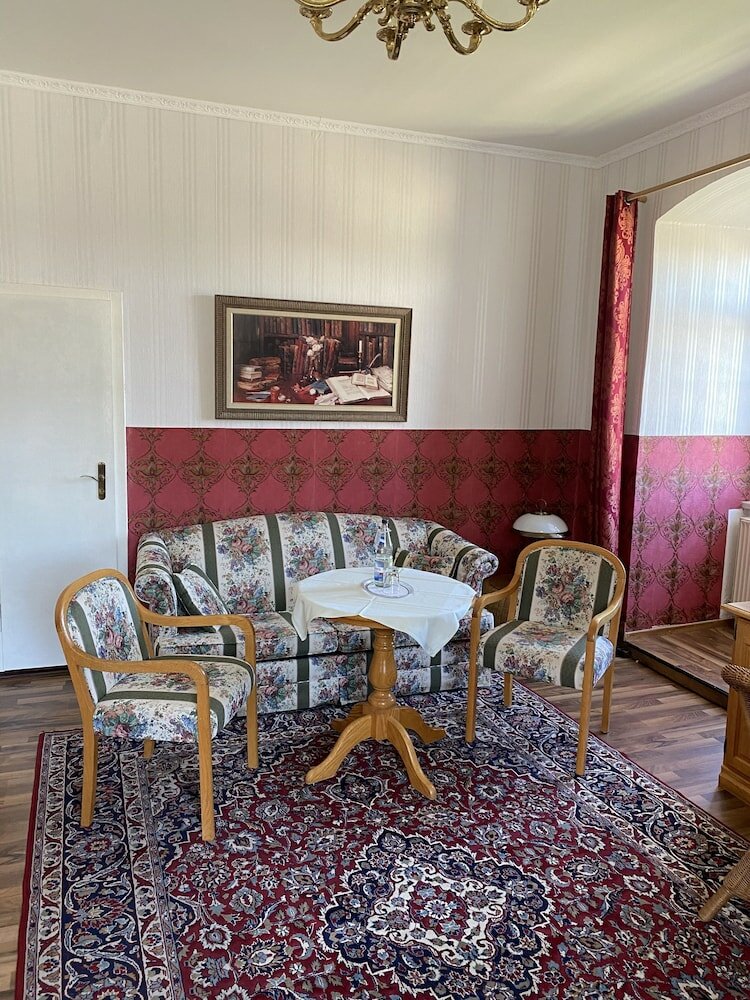 Фото Jagdschloss Lalendorf