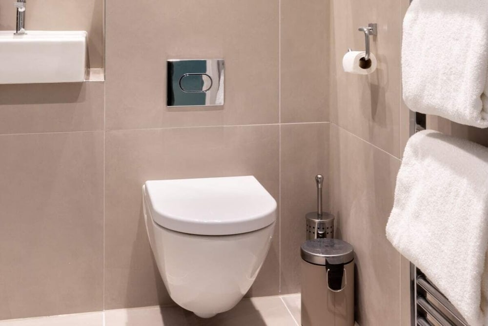 Фото The Wandsworth Gem - Astonishing 3bdr Flat