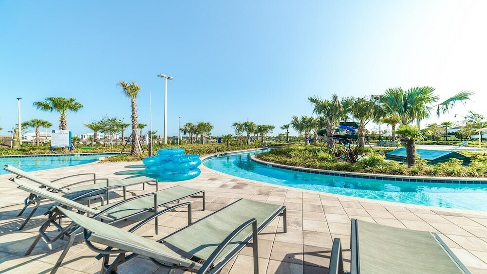 Фото Storey Lake Pool Villa 4327