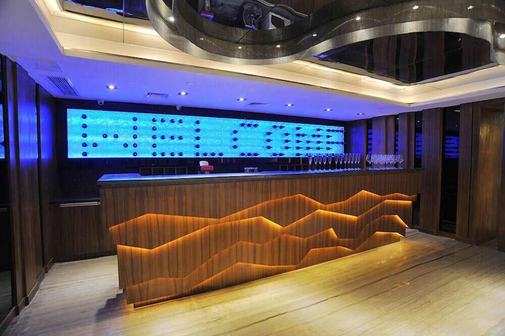 Фото Chongqing Landyatt Park Hotel