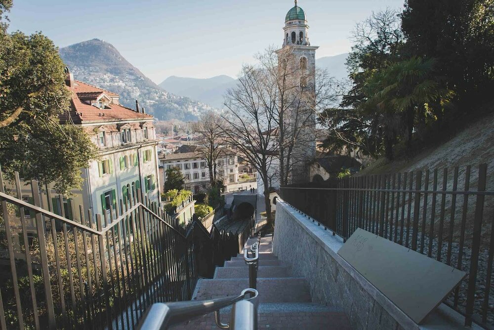 Фото Lake and City Panorama