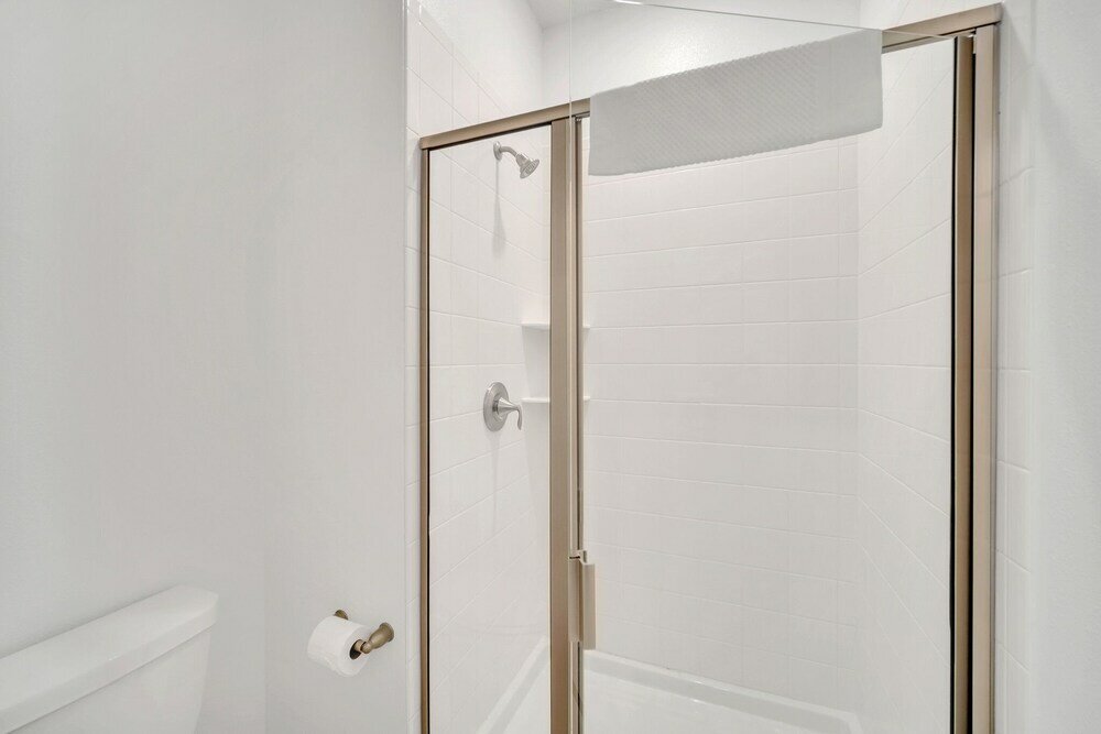 Фото 4200 Paragraph Drive