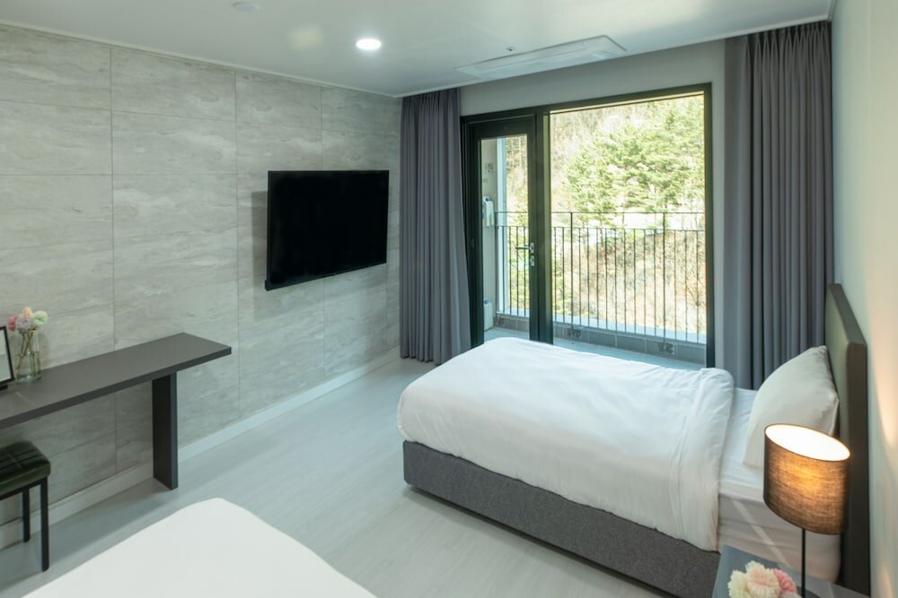 Фото Miami Jeongseon Hotel