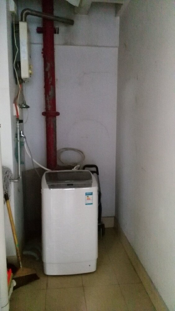 Фото Homehunter Short Term Apartment