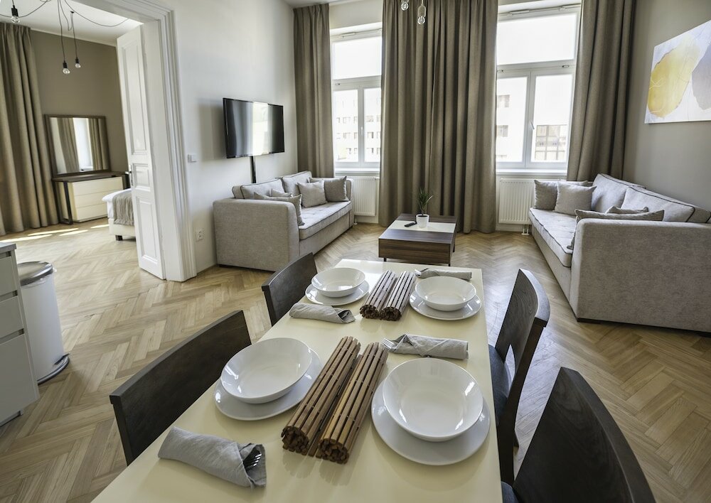 Фото Letna Garden Suites