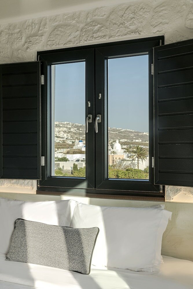 Фото Onyx Hotel & Suites