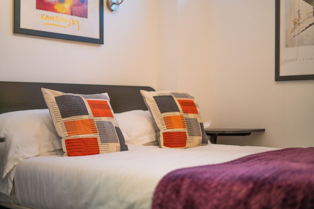 Фото Nell Gwynn House Apartments