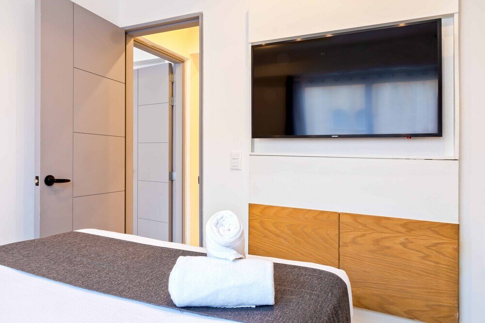 Фото Luxury Apartments Pool & Jacuzzi