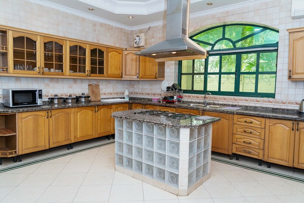 Фото Mini-Mansion Villa Adjacent To The Beach