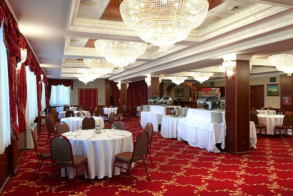 Фото Hotel Kovilovo