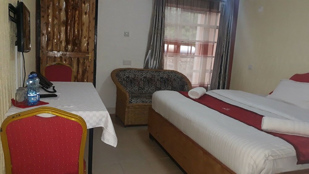 Фото Brooks Lodge